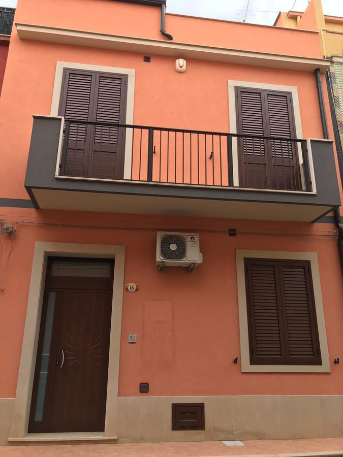 فيلا Casa Angela أفولا المظهر الخارجي الصورة